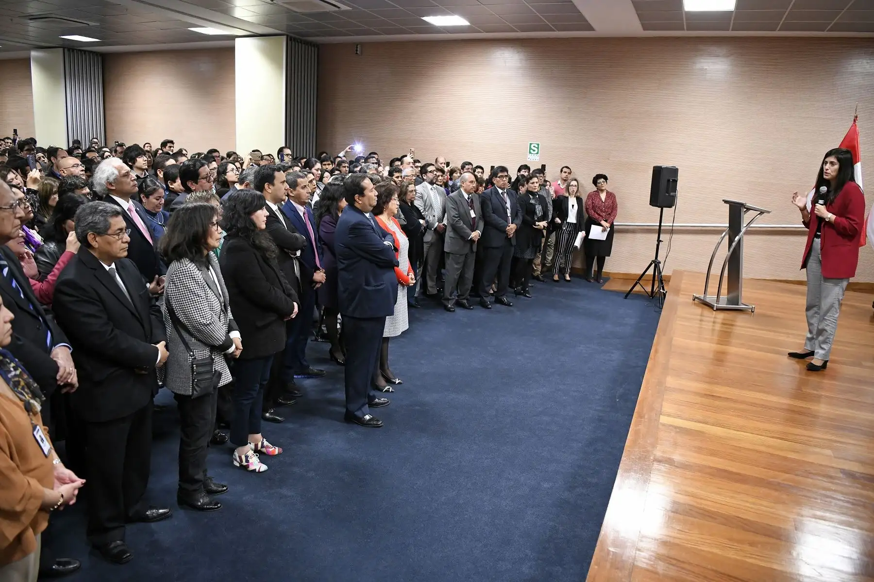 Ministra de Economía y Finanzas, María Antonieta Alva.