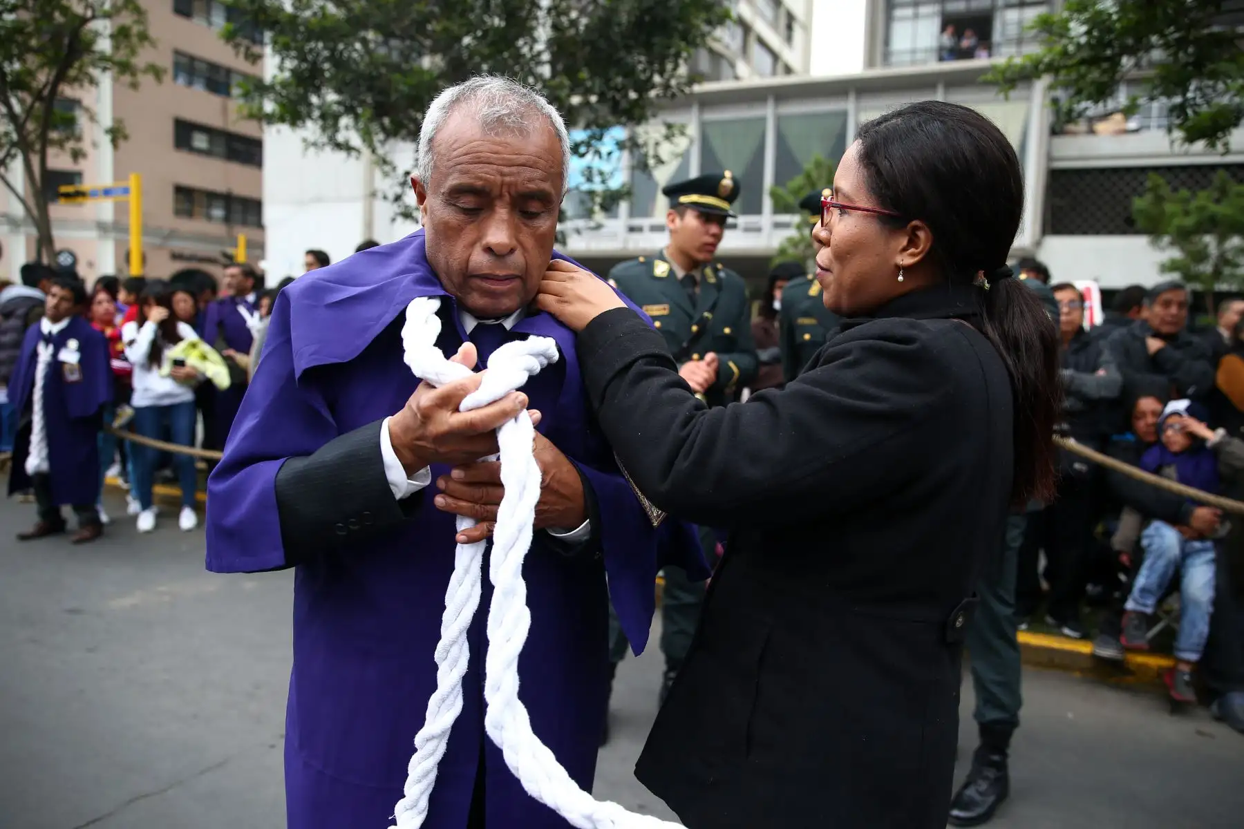 Primera salida de la imagen del Señor de los Milagros. Foto: ANDINA/Melina Mejía