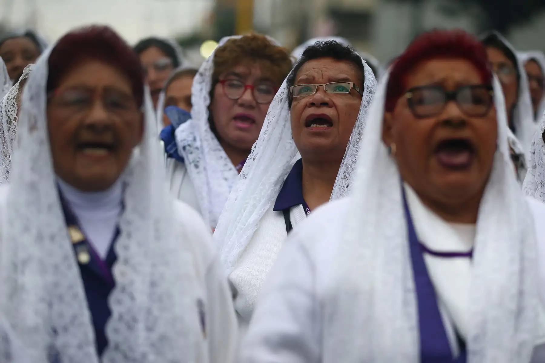Primera salida de la imagen del Señor de los Milagros. Foto: ANDINA/Melina Mejía