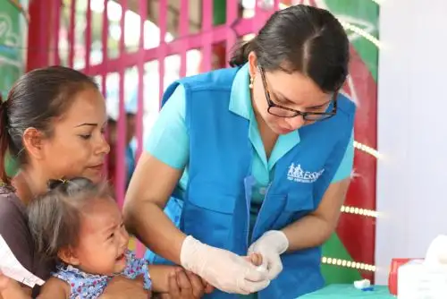 EsSalud brindó 770 atenciones médicas contra la anemia a niños de zonas pesqueras de ocho regiones.