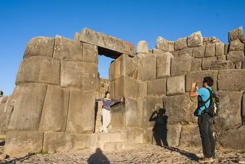 El Parque Arqueológico de Sacsayhuamán, uno de los atractivos emblemáticos de la región Cusco y declarado Patrimonio Cultural de la Nación en 1982, se alista para reabrir sus puertas a los visitantes. ANDINA/Difusión