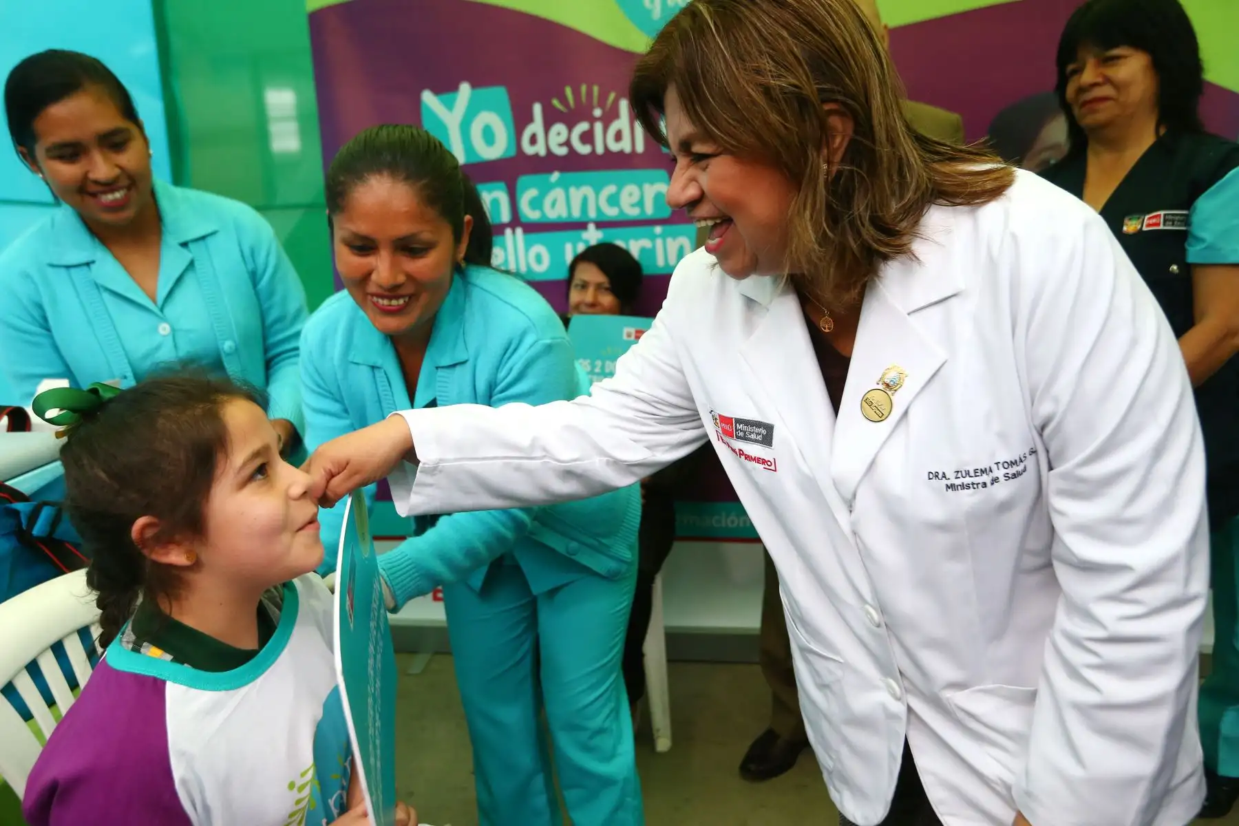 Con la presencia de la ministra de Salud, Zulema Tomàs, se lanza la Campaña Nacional de Segunda Dosis de la Vacuna del Papiloma Humano, en le colegio Elvira Garcia y Garcia.  Foto: ANDINA/Melina Mejía