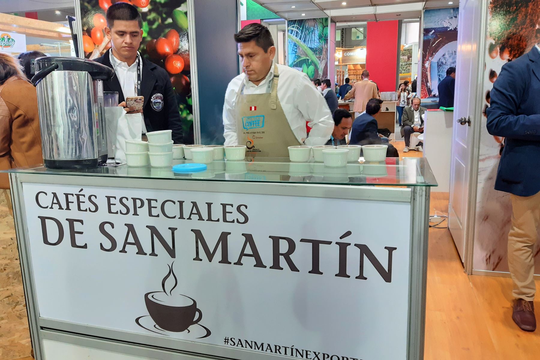 Cafetaleros de la región San Martín concretaron negocios por S/ 10 millones en Expoalimentaria 2019.