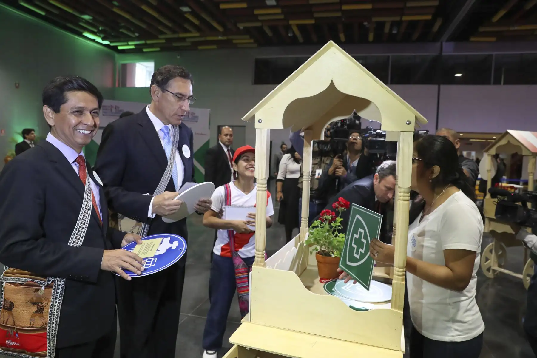 Gobierno pone en marcha estrategia para que 10 millones de peruanos superen la pobreza de forma permanente. ANDINA/Prensa Presidencia