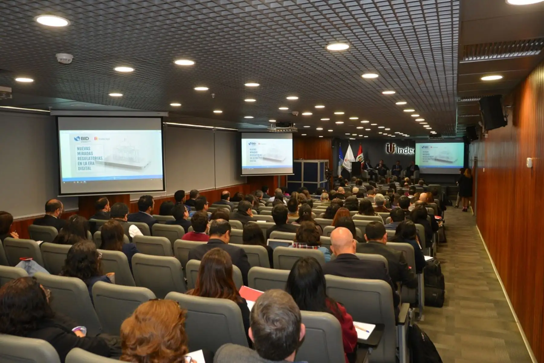 Seminario internacional ‘Nueva miradas regulatorias en la era digital’ organizado por Indecopi y el BID. Foto: Cortesía.