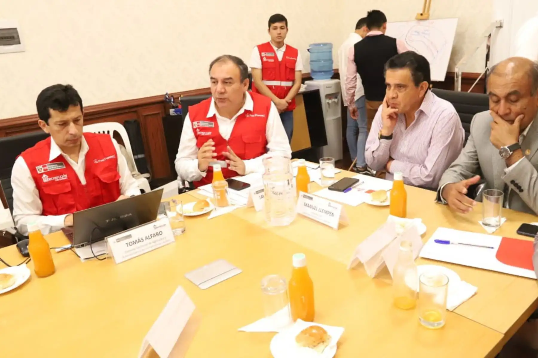 La ARCC promueve soluciones integrales en las quebradas El León, San Ildefonso y San Carlos de la ciudad de Trujillo.