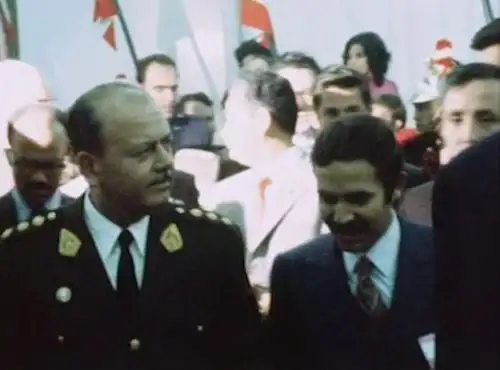 Escena del documental La revolución y la tierra.