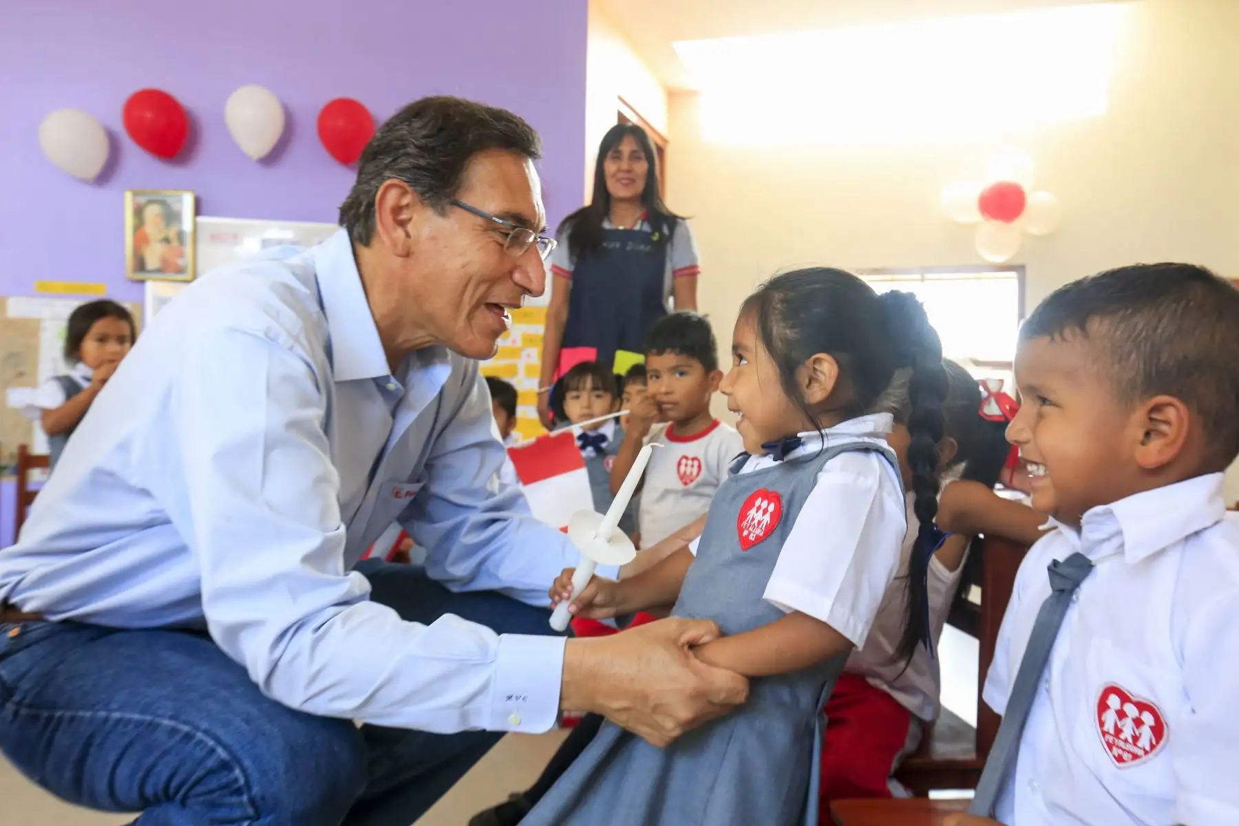 Presidente de la República, Martín Vizcarra, inaugura los ambientes de nivel inicial del colegio Fe y Alegría Nº81 de Paita. Foto: ANDINA/Prensa Presidencia
