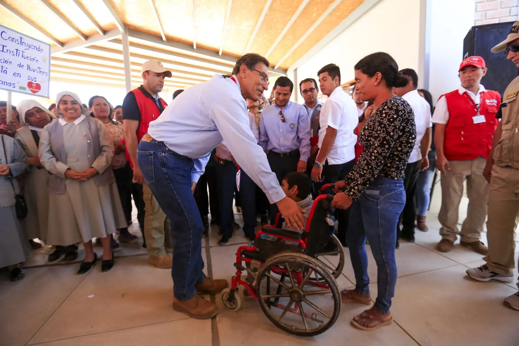 Presidente de la República, Martín Vizcarra, inaugura los ambientes de nivel inicial del colegio Fe y Alegría Nº81 de Paita. Foto: ANDINA/Prensa Presidencia