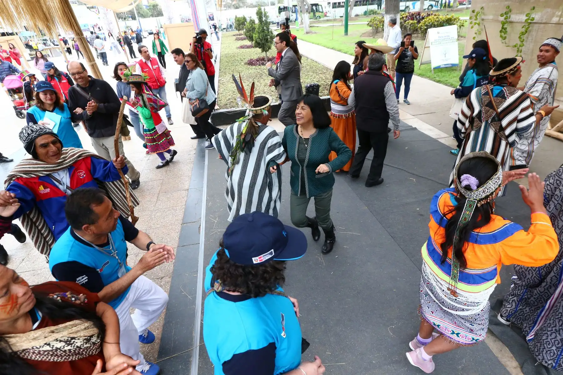 Niños de pueblos originarios muestran los saberes ancestrales de sus comunidades en la Feria Tinkuy 2019.  Foto: ANDINA/Melina Mejía