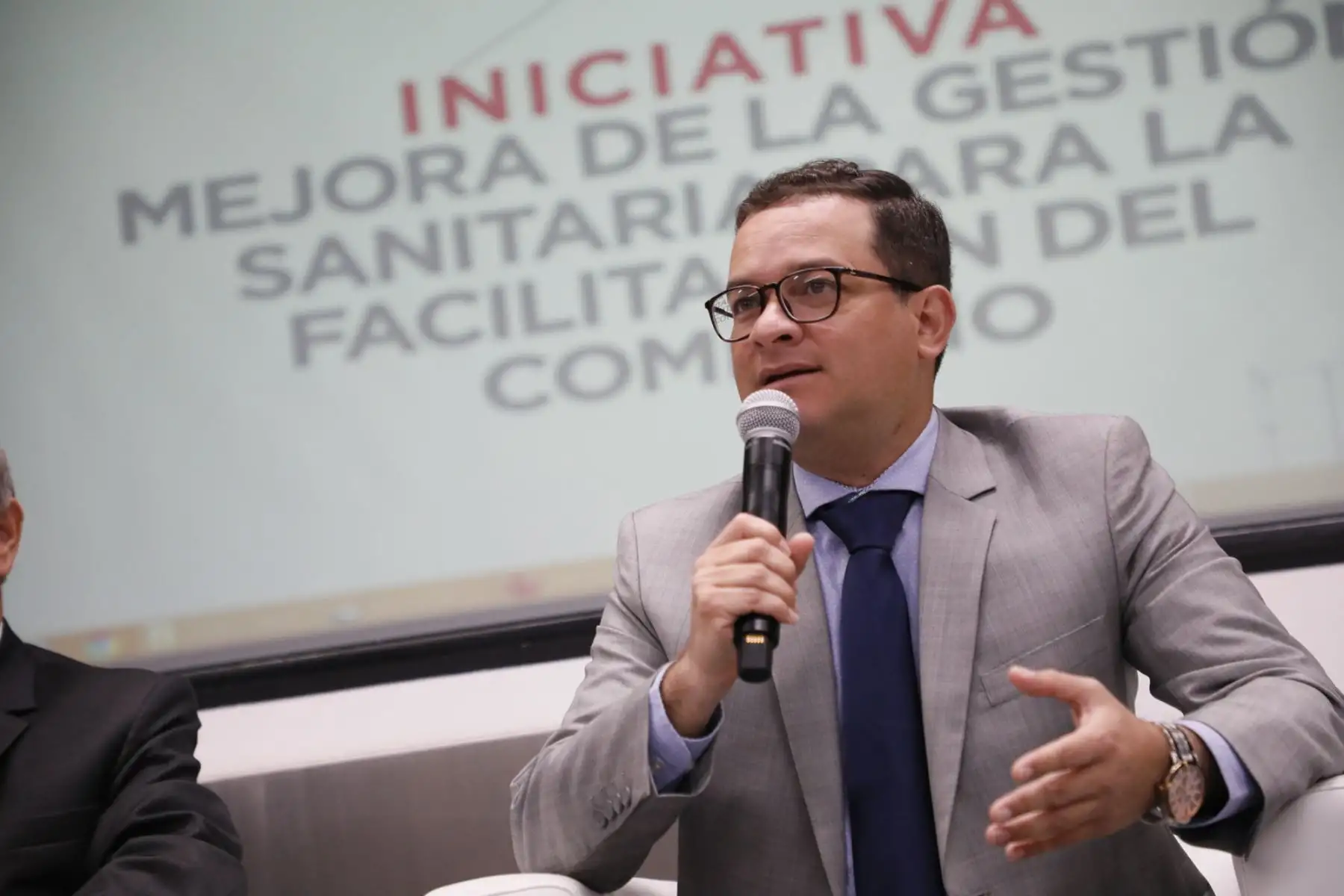Ministro de Comercio Exterior y Turismo, Edgar Vásquez. Foto: Cortesía.