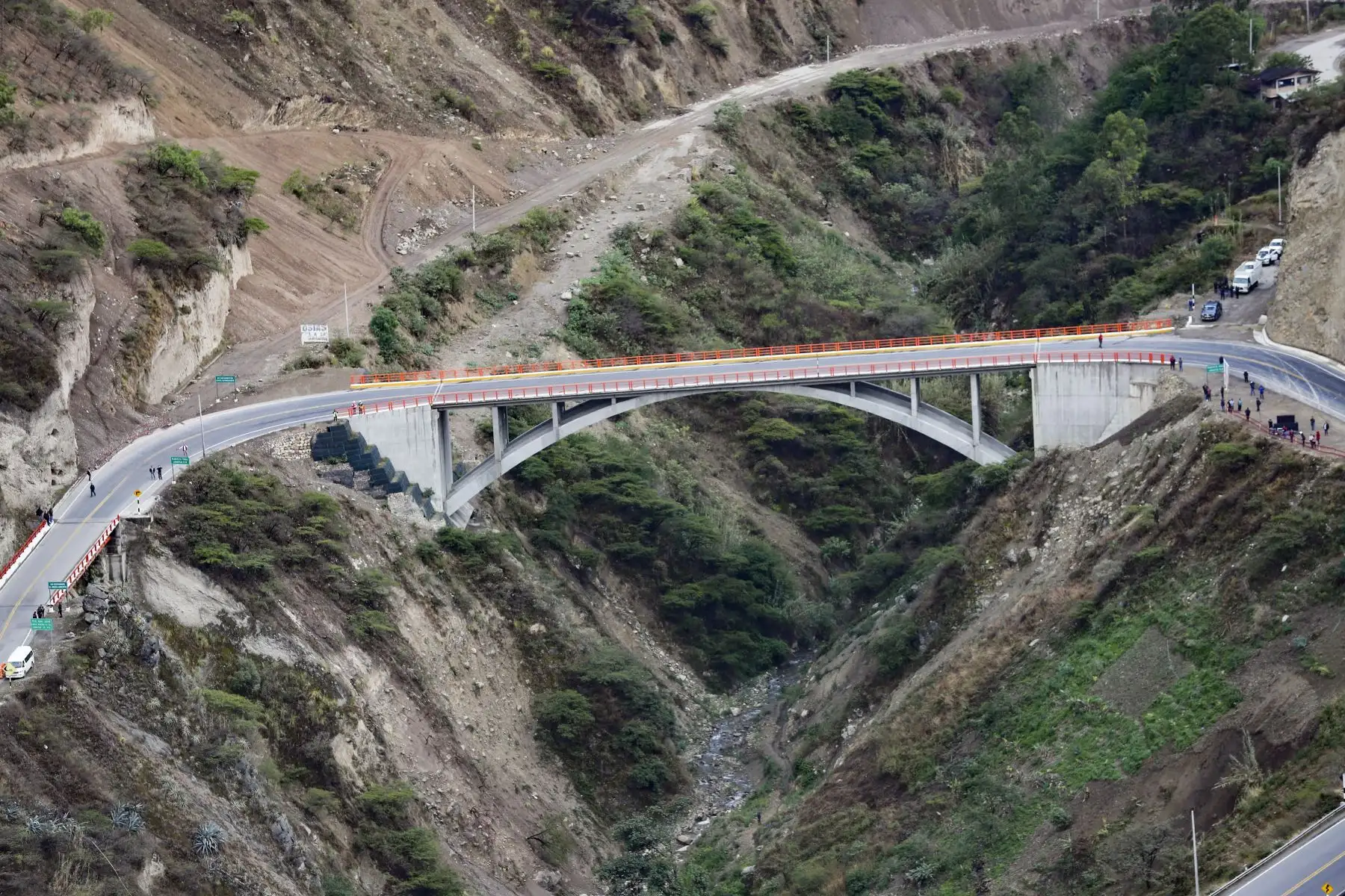 Presidente Vizcarra, Inaugura el puente Tingo, principal vía de acceso a la ciudad de Cajamarca. Foto: ANDINA/ Prensa Presidencia
