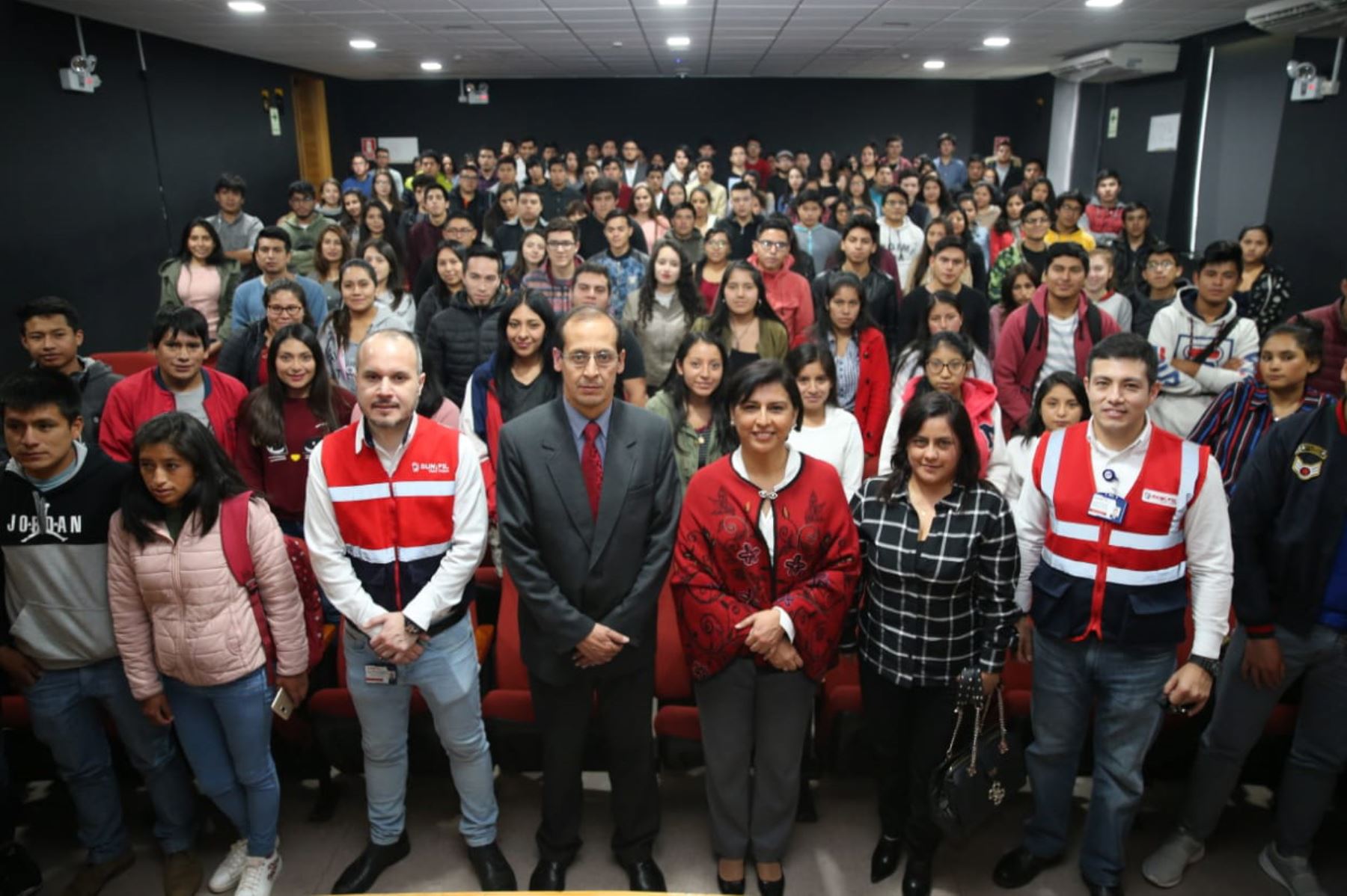 Ministra de Trabajo Sylvia Cáceres participa en conferencia sobre el rol de Sunafil en las modalidades formativas laborales realizado en Cajamarca