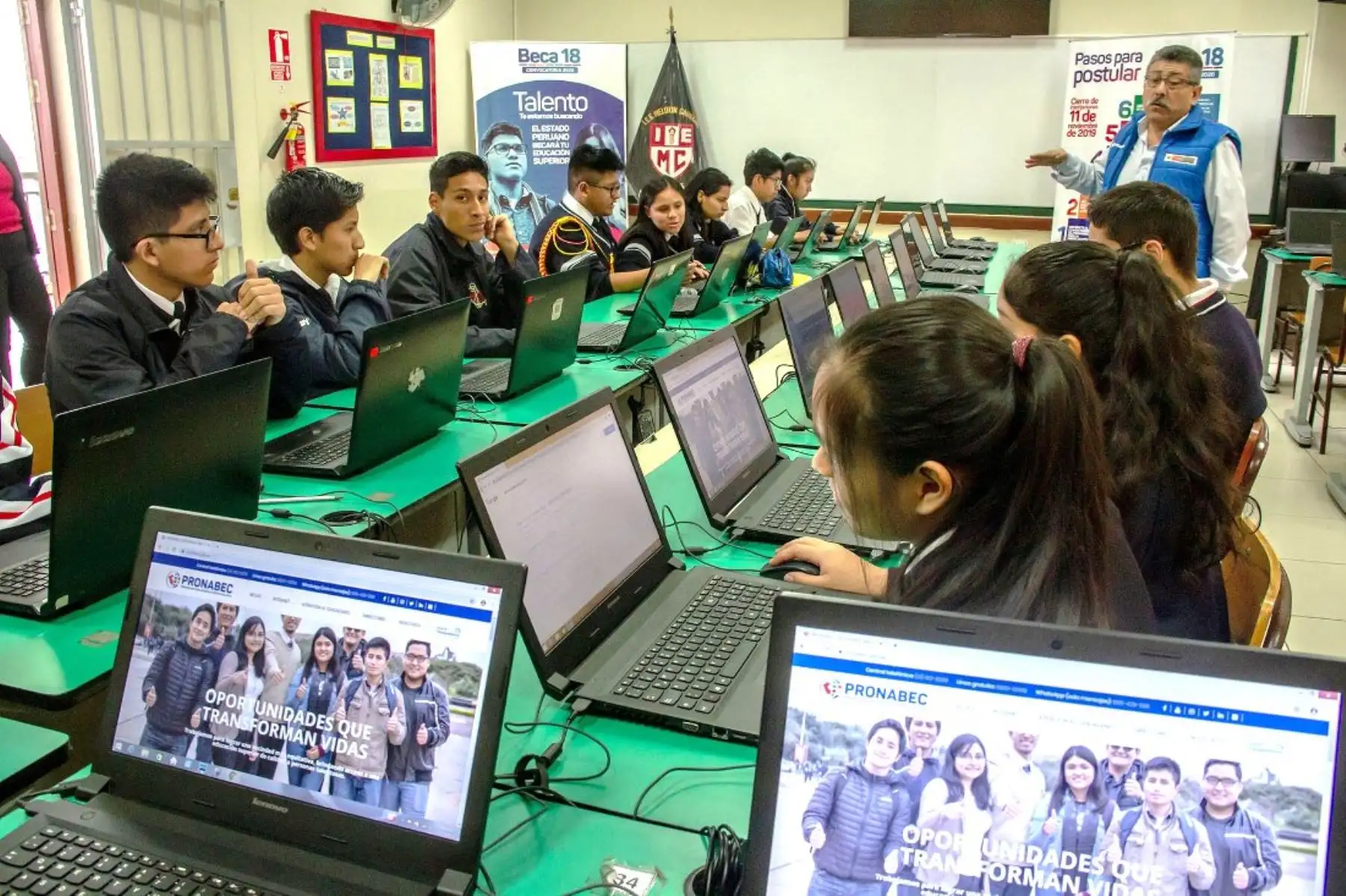 Escolares pueden postular a Beca 18: el cierre de inscripciones será el 11 de noviembre del 2019.