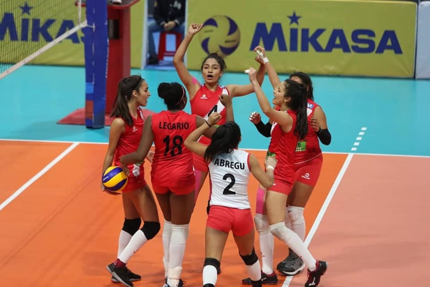 La selección peruana triunfa en su debut en el Sudamericanos de Voleibol U16