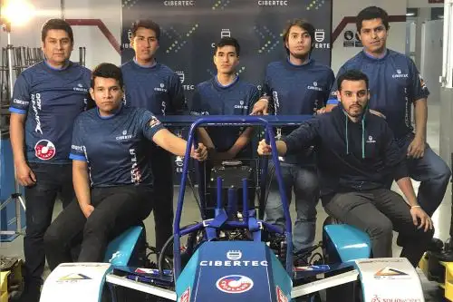 Desarrollaron un prototipo basado en la Fórmula SAE.