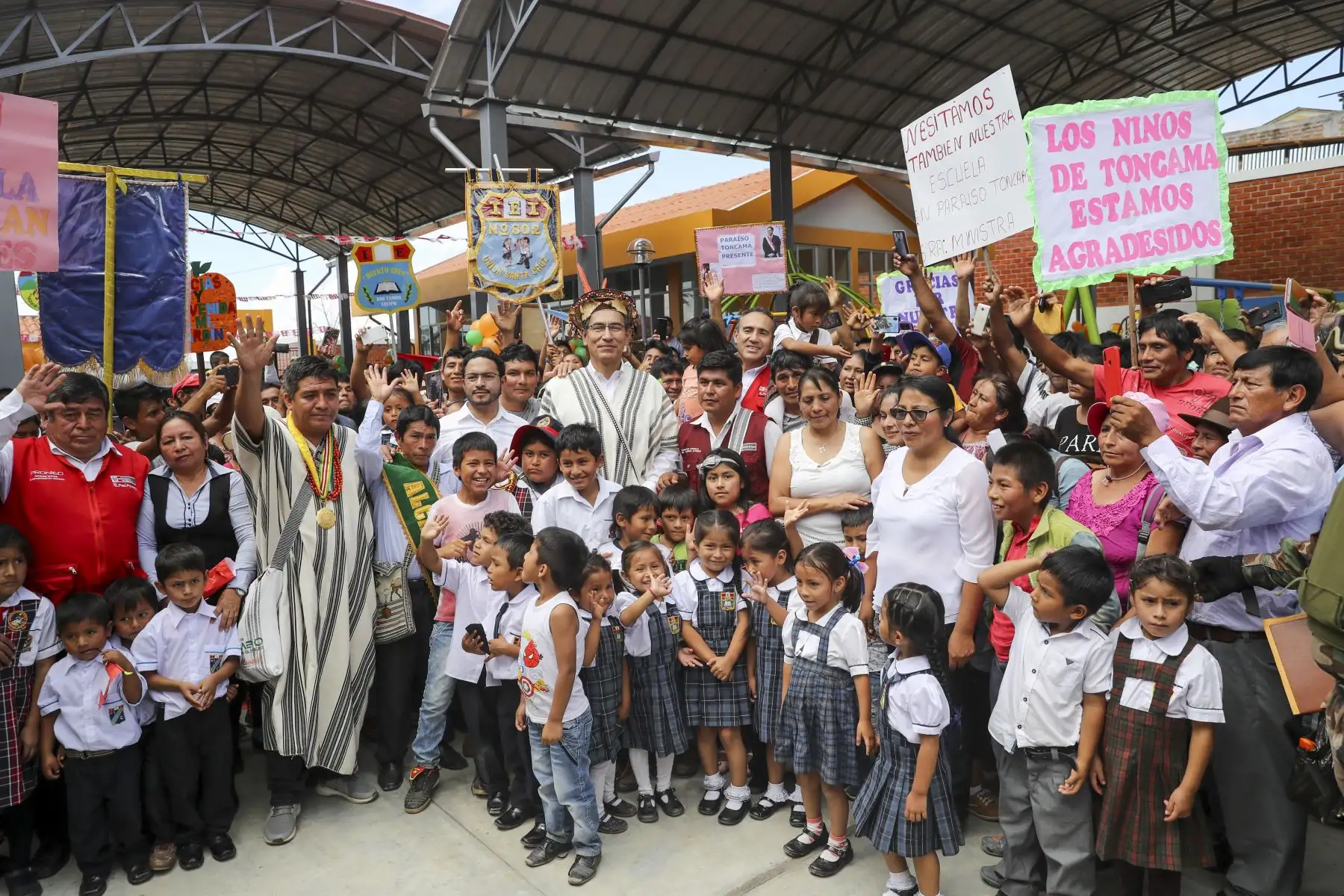 Presidente Martín Vizcarra inaugura las obras de mejoramiento de la IE Inicial N° 686 de la Comunidad Nativa Cana Edén en la región Junín. Foto: ANDINA/ Prensa Presidencia