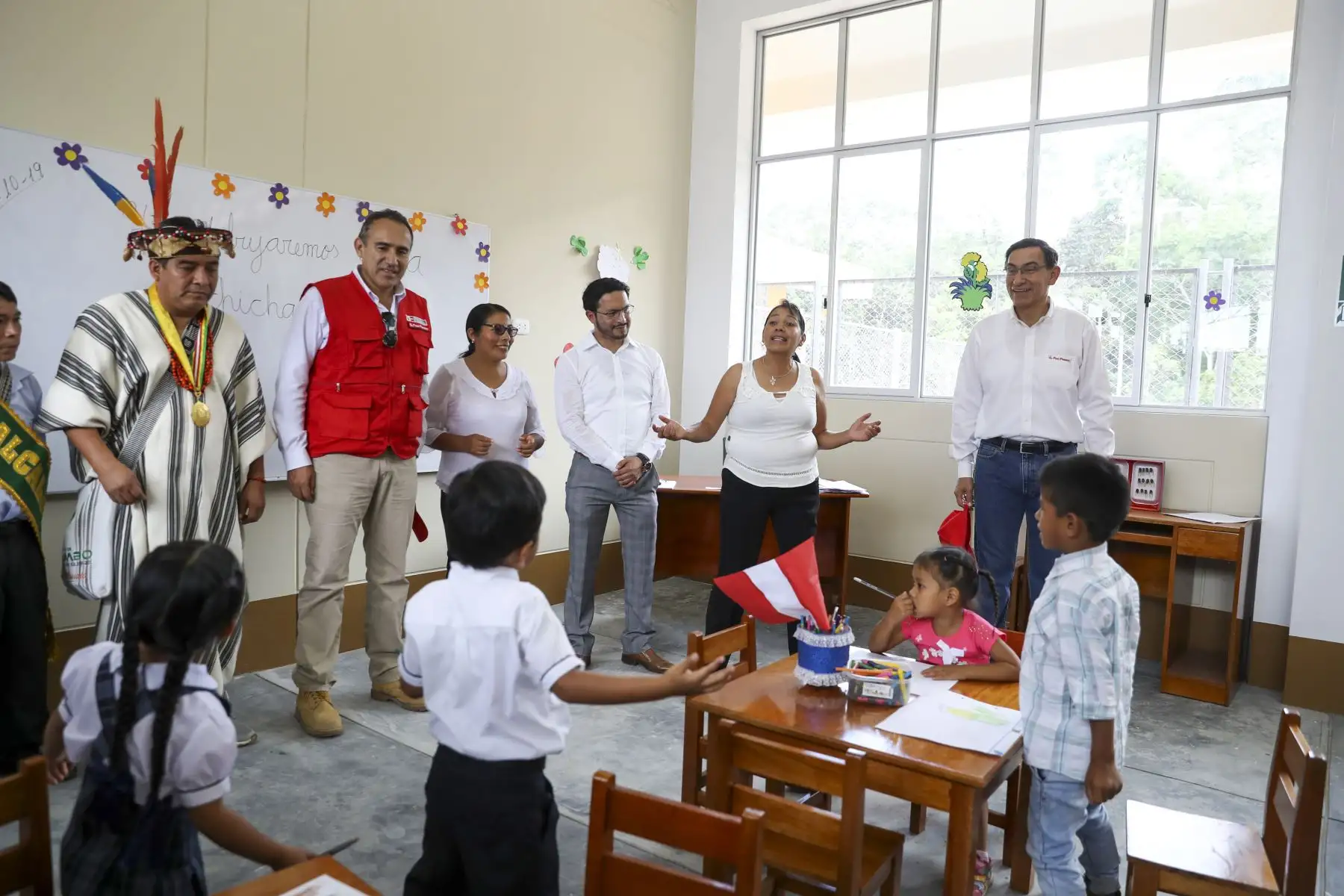 Presidente Martín Vizcarra inaugura las obras de mejoramiento de la IE Inicial N° 686 de la Comunidad Nativa Cana Edén en la región Junín. Foto: ANDINA/ Prensa Presidencia