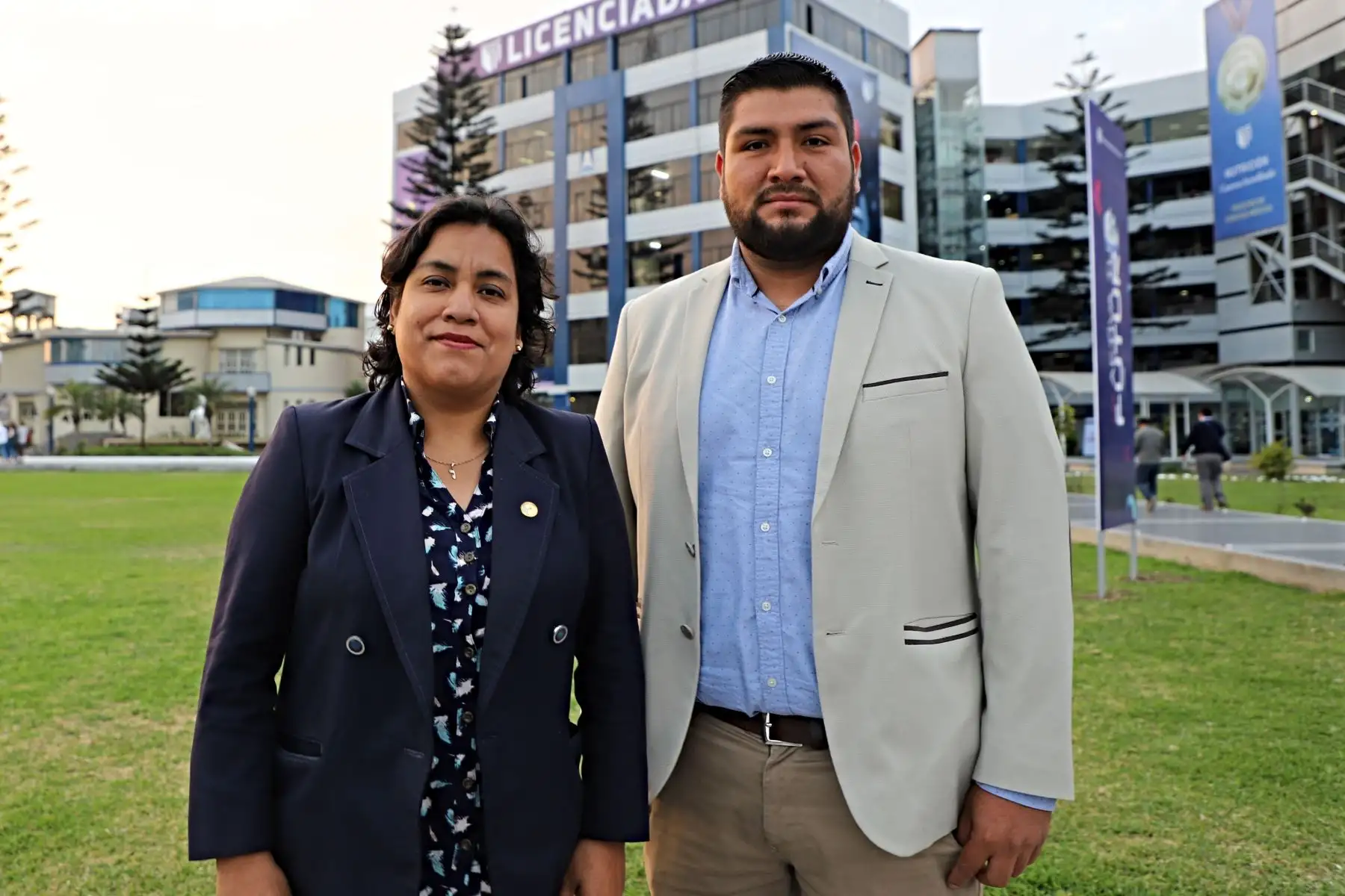 Los investigadores trujillanos Segundo Rojas Flores y Magaly de la Cruz Noriega generarán energía eléctrica con desechos orgánicos. ANDINA/Difusión