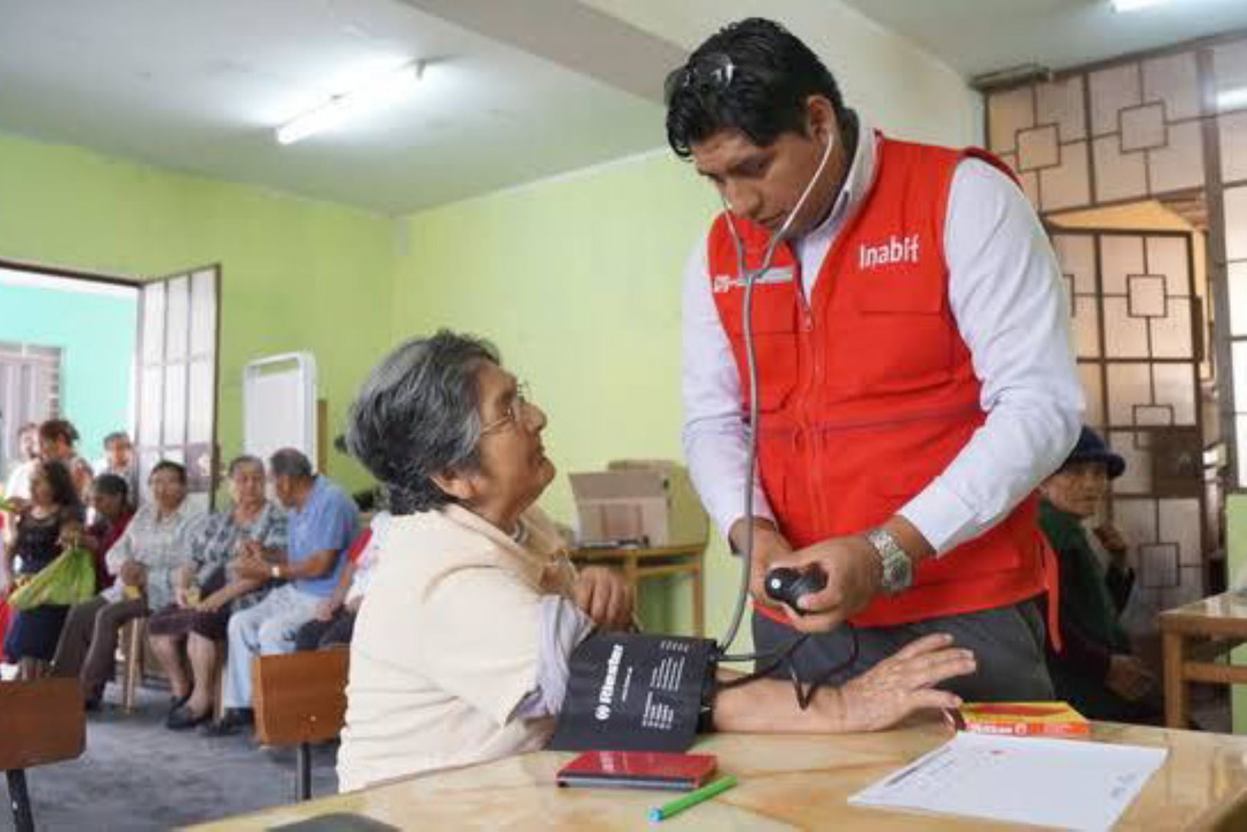 El Ministerio de la Mujer y Poblaciones Vulnerables (MIMP) fortalece la protección de los adultos mayores en centros de atención públicos y privados del país