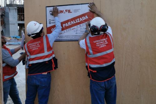 Piura: Sunafil paraliza obra de universidad privada por exponer a trabajadores a riesgos
