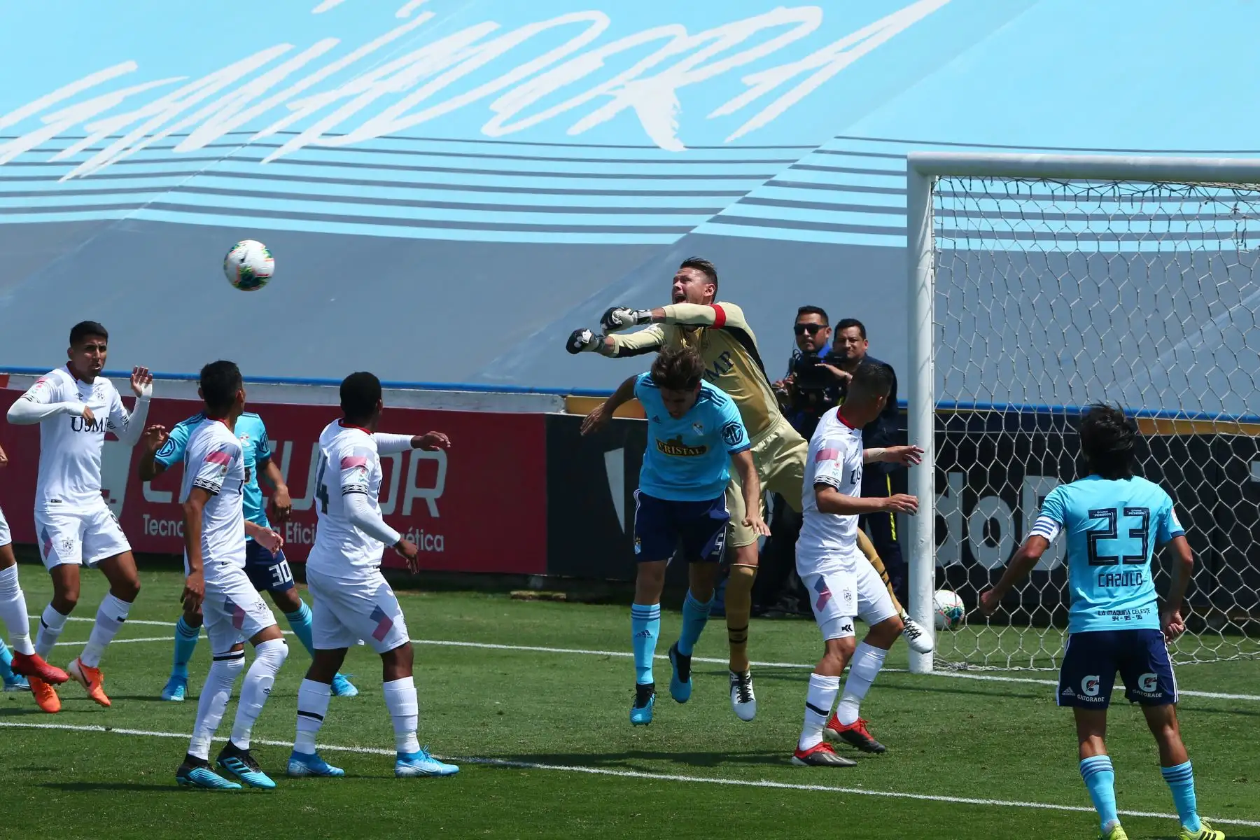 Cristal enfrenta a la Universidad San Martín por el Torneo Clausura.  Foto: ANDINA/Melina Mejía