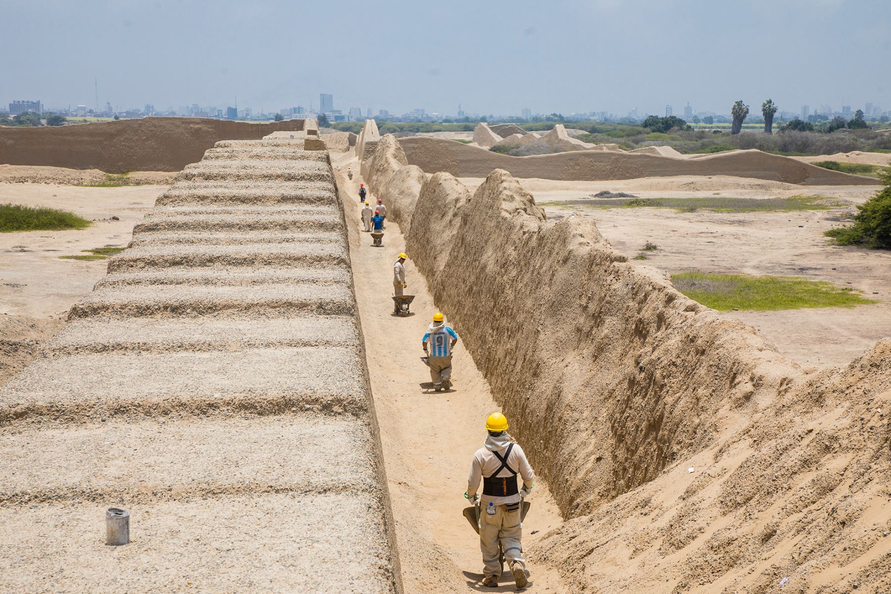 El Proyecto Especial Complejo Arqueológico Chan Chan (Pecach) puso en marcha un plan de mantenimiento y conservación en los tres conjuntos amurallados del sitio.