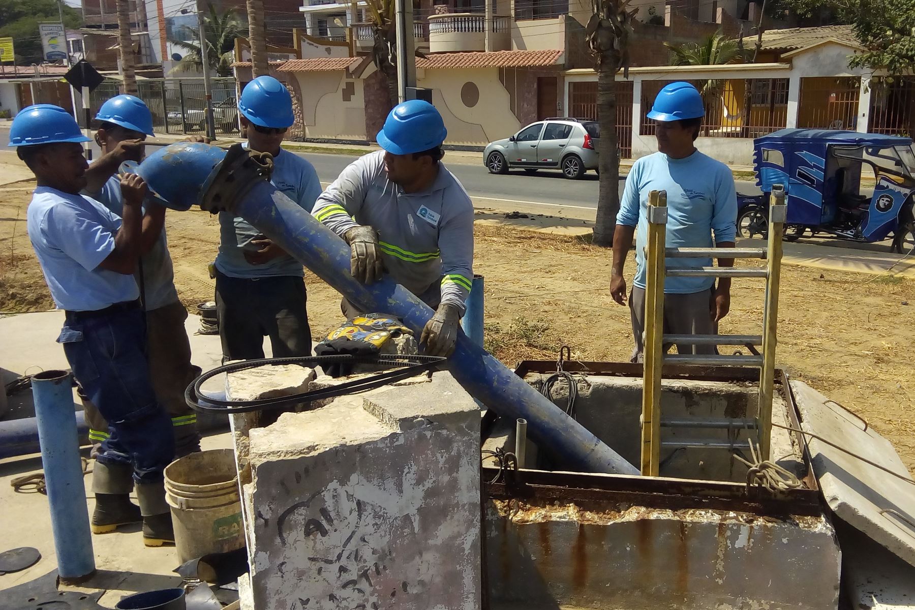 Agua Tumbes repondrá siete electrobombas y limpiará las cámaras de bombeo de desagüe, con el fin de optimizar el sistema de alcantarillado del distrito de Zorritos, informó el OTASS.