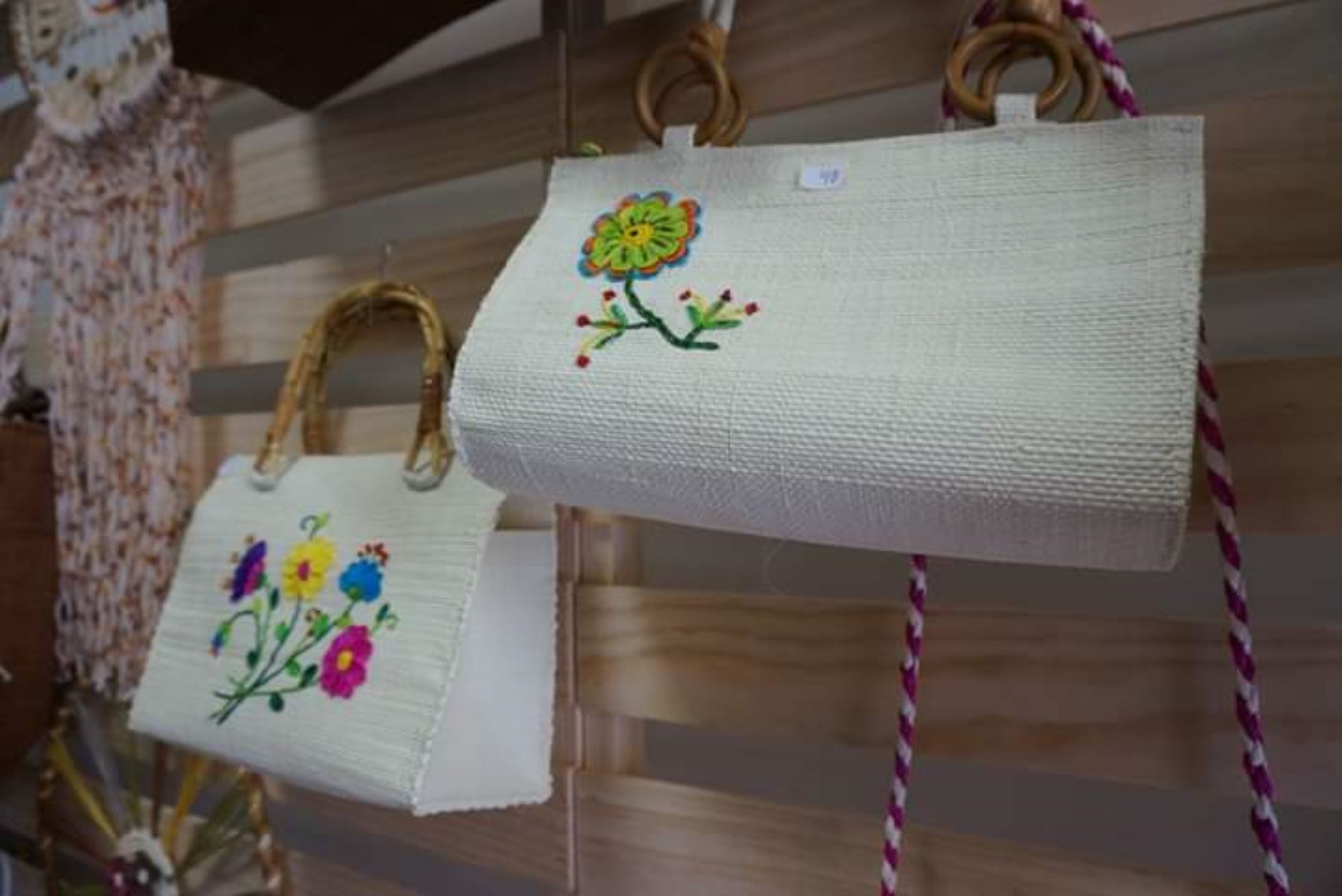 Artesanas de Lambayeque desarrollan innovadoras colecciones en algodón nativo, lana de ovino, fibra vegetal y bordados. Foto:ANDINA/Difusión