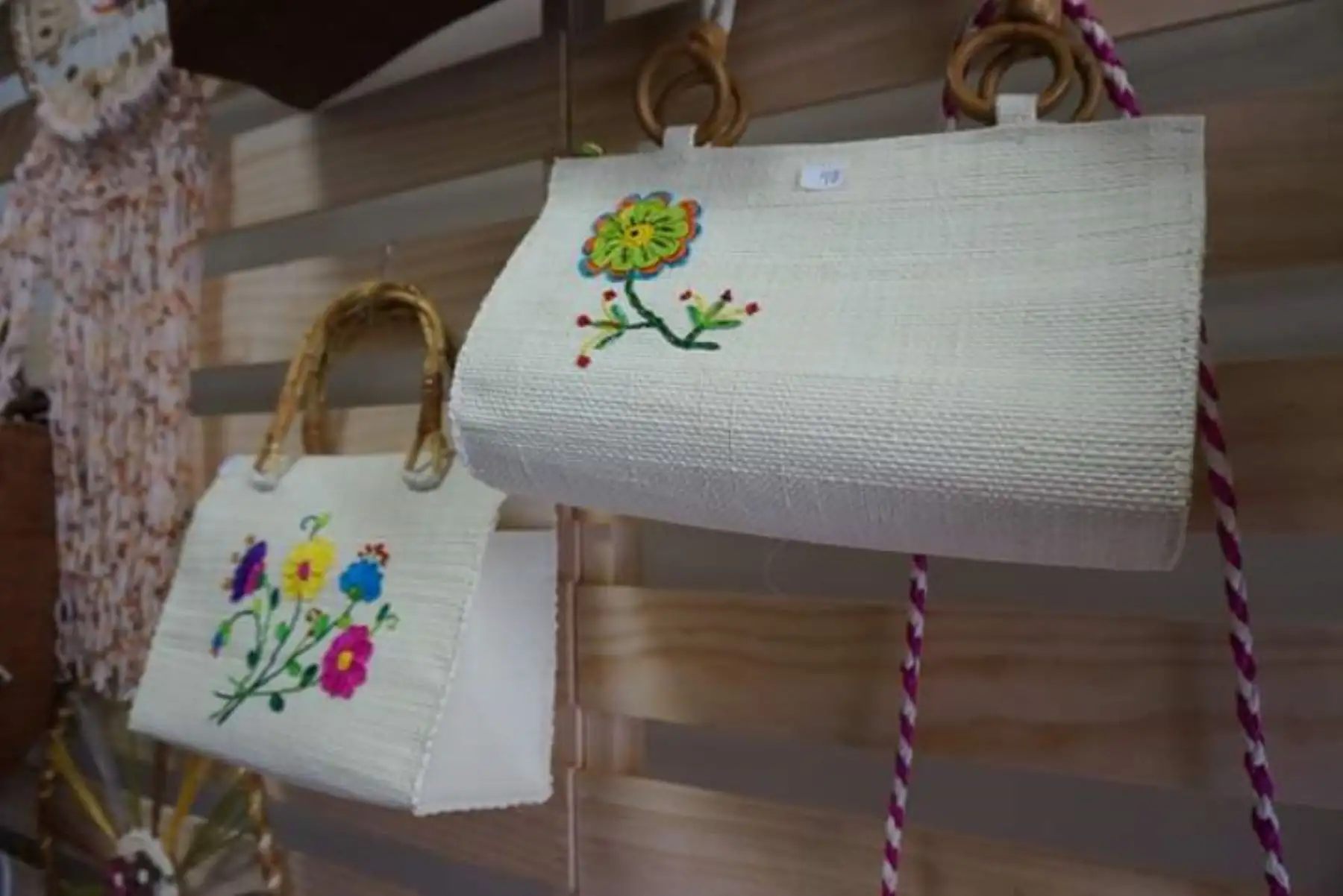 Artesanas de Lambayeque desarrollan innovadoras colecciones en algodón nativo, lana de ovino, fibra vegetal y bordados. Foto:ANDINA/Difusión