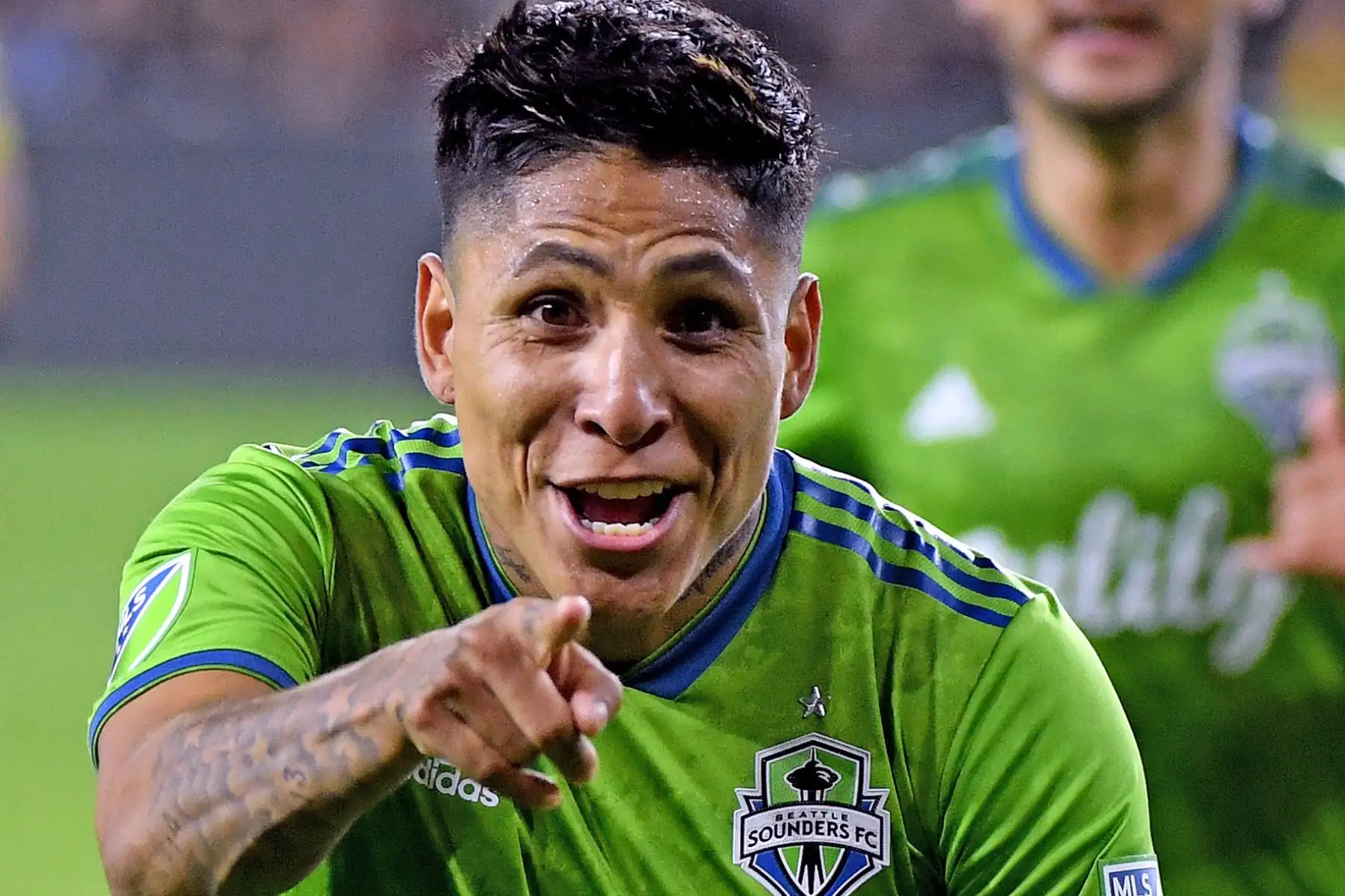 Doblete de Ruidíaz ante Los Ángeles FC de Carlos Vela por la final de la Conferencia Oeste de la MLS. Foto: AFP