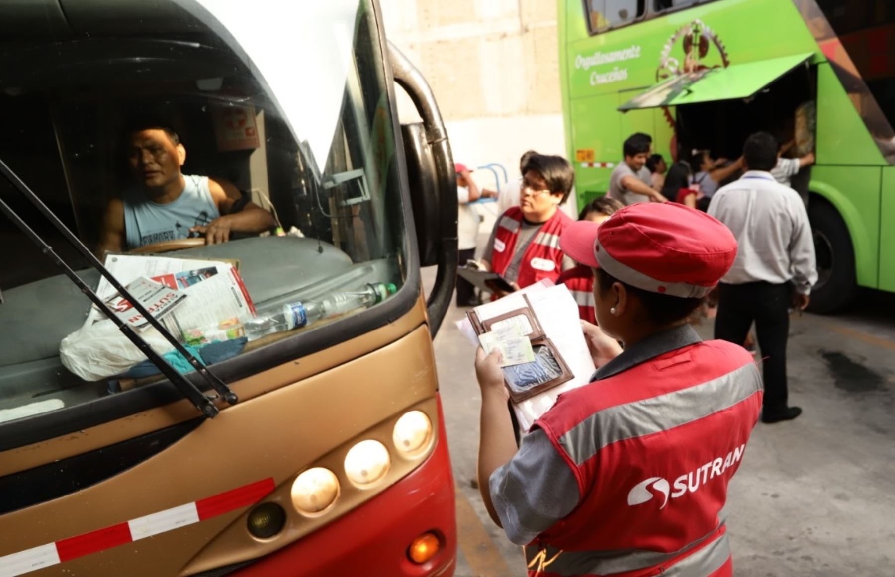 Actividades se enmarcan en la campaña “Alguien te espera" cuyo objetivo es prevenir accidentes en carreteras.