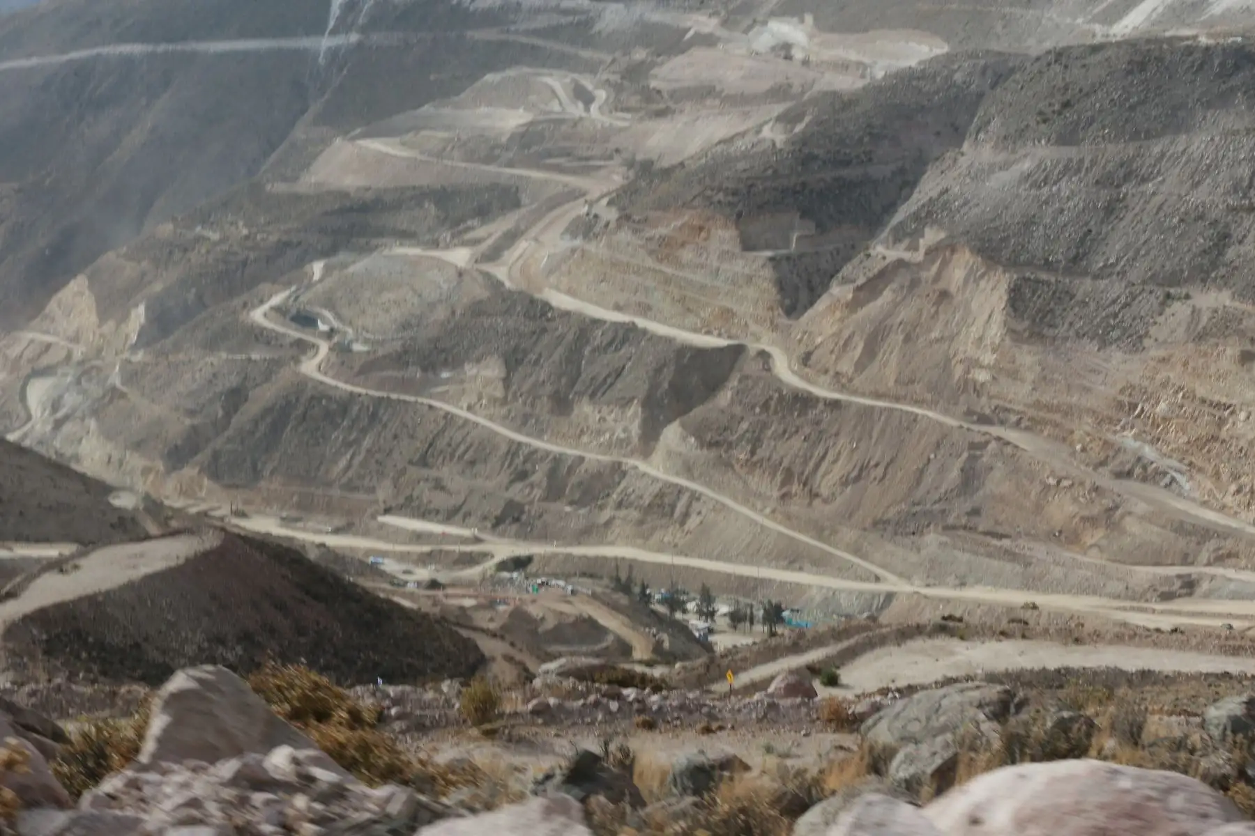 Proyecto Quellaveco tiene 30 % de avance de su construccion ejecutandose mas de 1,300 millones 
de dólares . Así lo dijo hoy la empresa Anglo American. Foto: ANDINA/Jhony Laurente Proyecto Quellaveco tiene 30 % de avance de su construccion ejecutandose mas de 1,300 millones 
de dólares . Así lo dijo hoy la empresa Anglo American. Foto: ANDINA/Jhony Laurente