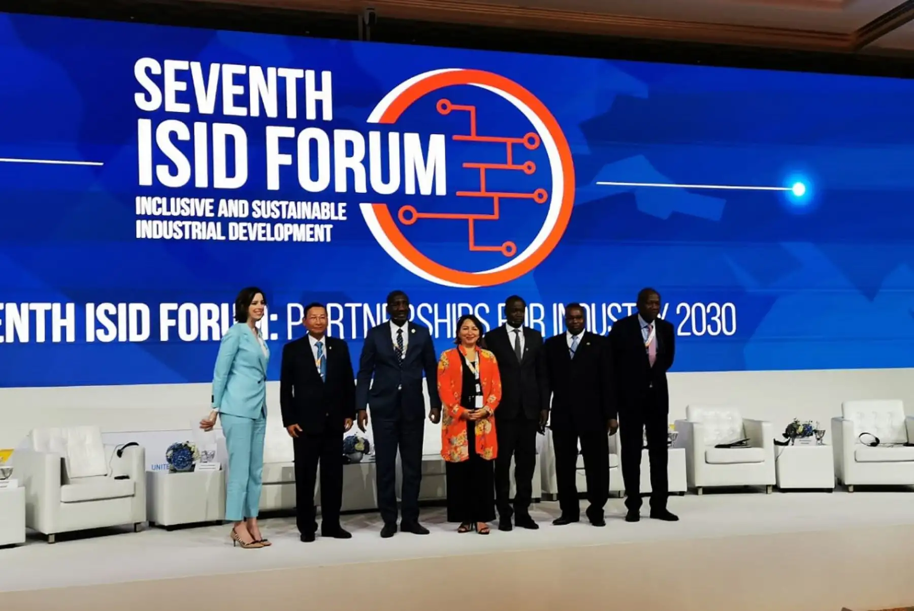 Miinistra de la Producción, Rocío Barios, en el VII Foro de Desarrollo Industrial Integral y Sostenible de la ONUDI, en Abu Dhabi. Foto: Cortesía.