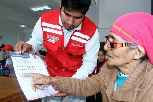 La entrega gratuita de lentes por parte de Pensión 65 impacta de manera positiva en la vida de los adultos mayores.