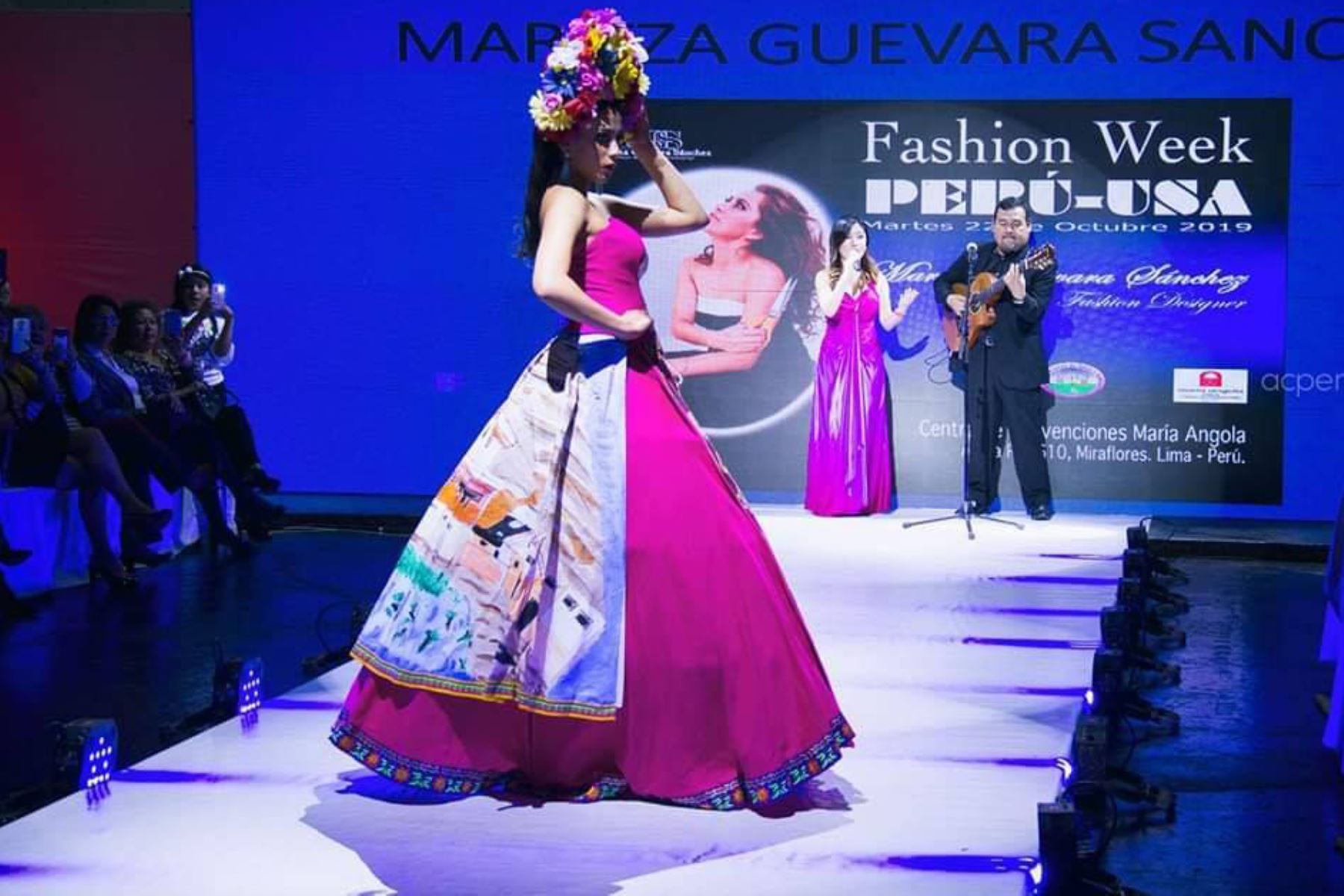 Diseños con motivos de Pomabamba (Áncash) impactaron en el Fashion Week Perú-USA 2019. Foto: ANDINA/Kamu Jara