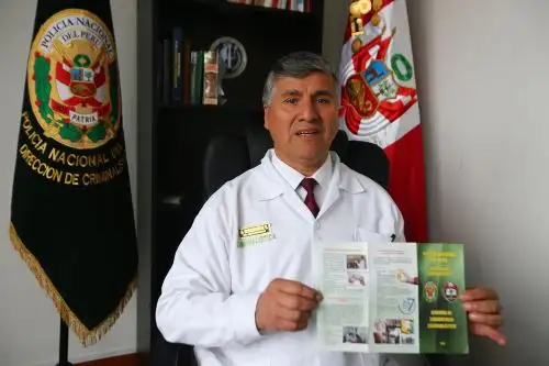 Psicólogo Forense de la PNP, Oscar Santivañez Venero, decidió estudiar esa especialidad para profundizar sus labores de investigación. trabaja en la entidad hace casi cuarenta años. ANDINA/Héctor Vinces