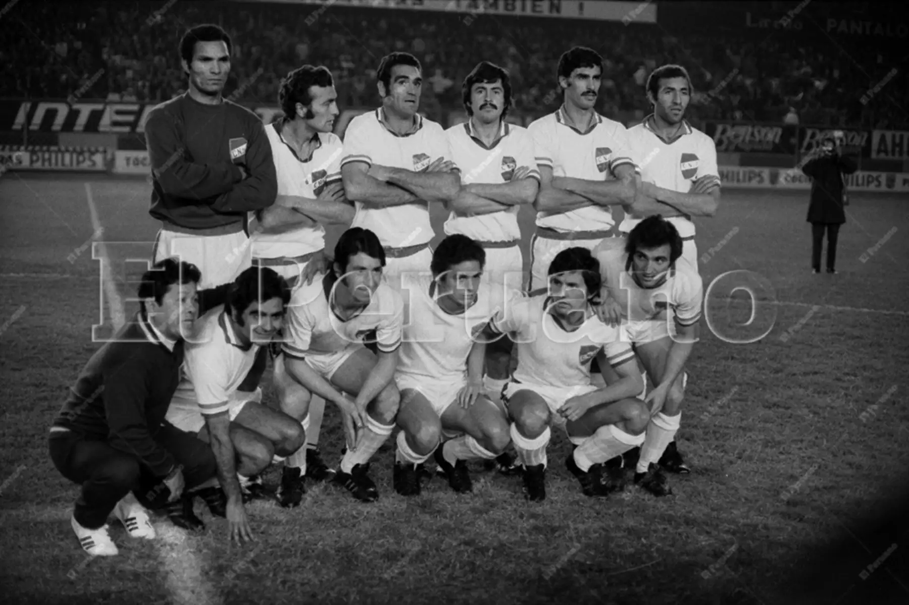 Lima - 9 junio 1971 / El cuadro de  Nacional de Uruguay que hoy se coronó campeón de la Copa Libertadores de América en el Estadio Nacional de Lima al vencer 2-0 a Estudiantes Argentina. El cuadro tricolor ganó por primera vez el codiciado trofeo y cortó el dominio del cuadro de La Plata luego de tres años. Foto Archivo Histórico de El Peruano