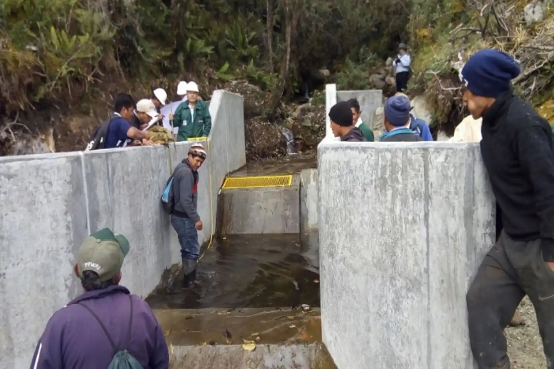 La infraestructura de riego mejorada abastecerá de agua a un total de 814 hectáreas, lo que facilitará e incrementará la producción de cultivos locales como papa blanca, papa nativa, olluco, mashua, oca, cebada, maíz amiláceo, trigo, tarwi, zapallo, zanahoria, alfalfa, entre otros.
