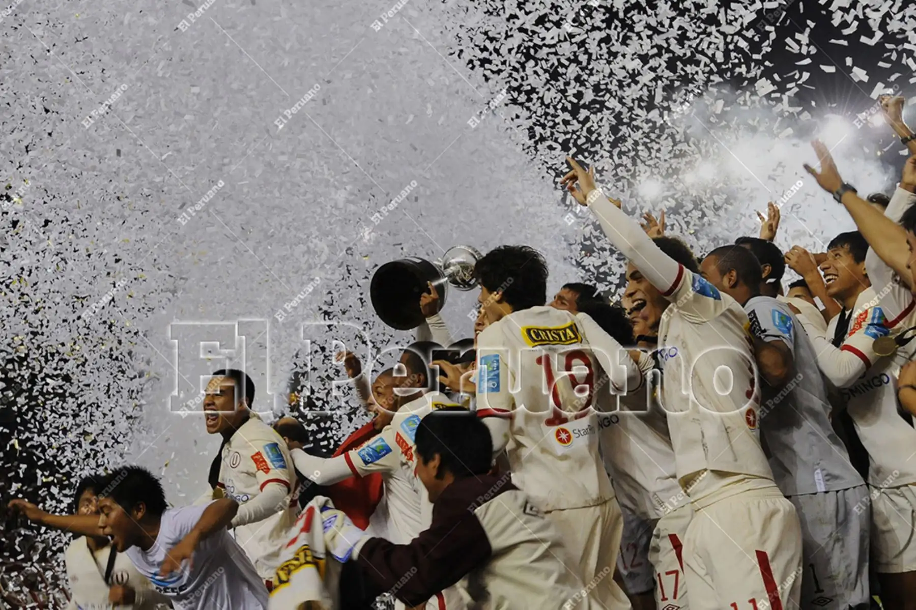 Lima - 26 junio 2011 / Universitario de Deportes se consagró campeón de la primera Edición de la Copa Libertadores de América sub 20 al vencer en el Estadio Monumental a  Boca Juniors de Argentina en tanda de penales. Foto: Andina / Oscar Durand