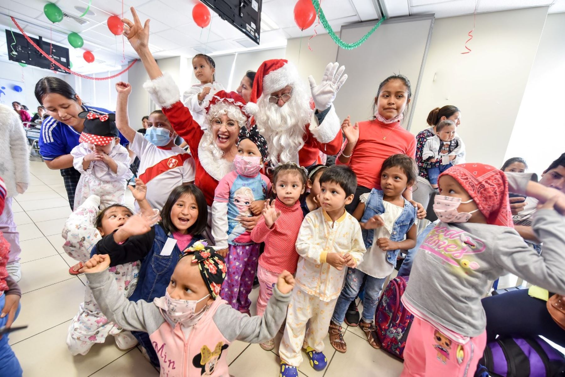 Instituto del Niño de San Borja: pacientes adelantaron la Navidad con show y regalos. Foto: ANDINA/Difusión.