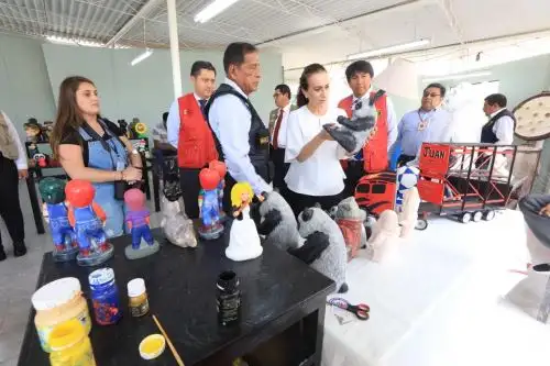 Ministra de Justicia supervisa programas de resocialización en penal de Lurigancho