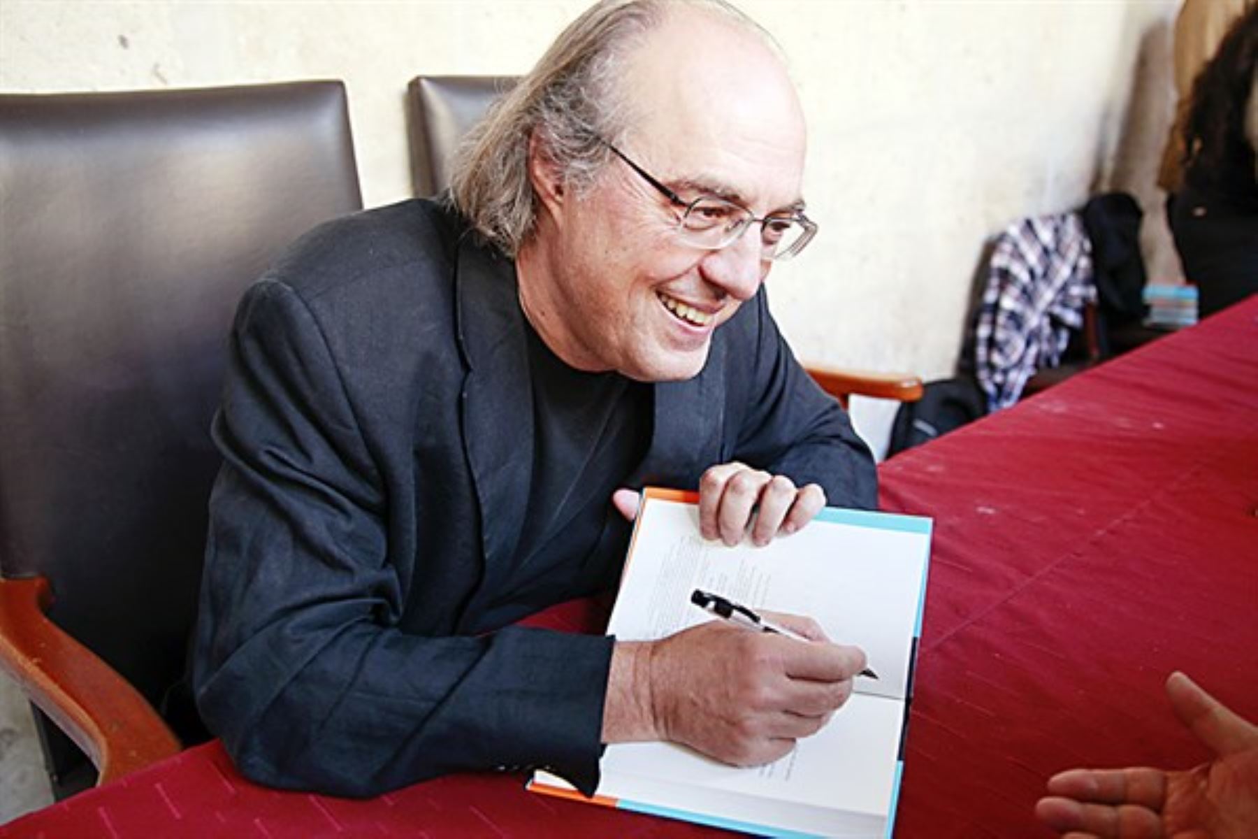 El físico español Juan Ignacio Latorre participa en el Hay Festival de Arequipa