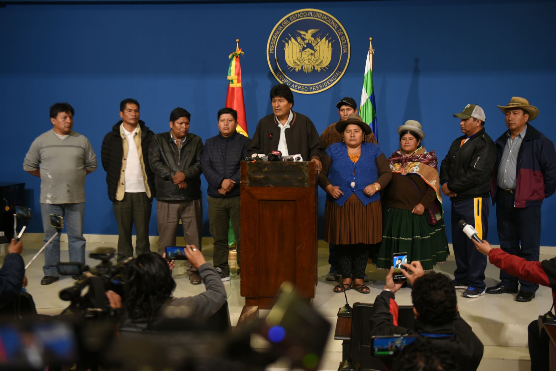 En conferencia de prensa, el presidente Evo Morales convoca a nuevas elecciones en Bolivia.
Foto: Agencia Boliviana de Información