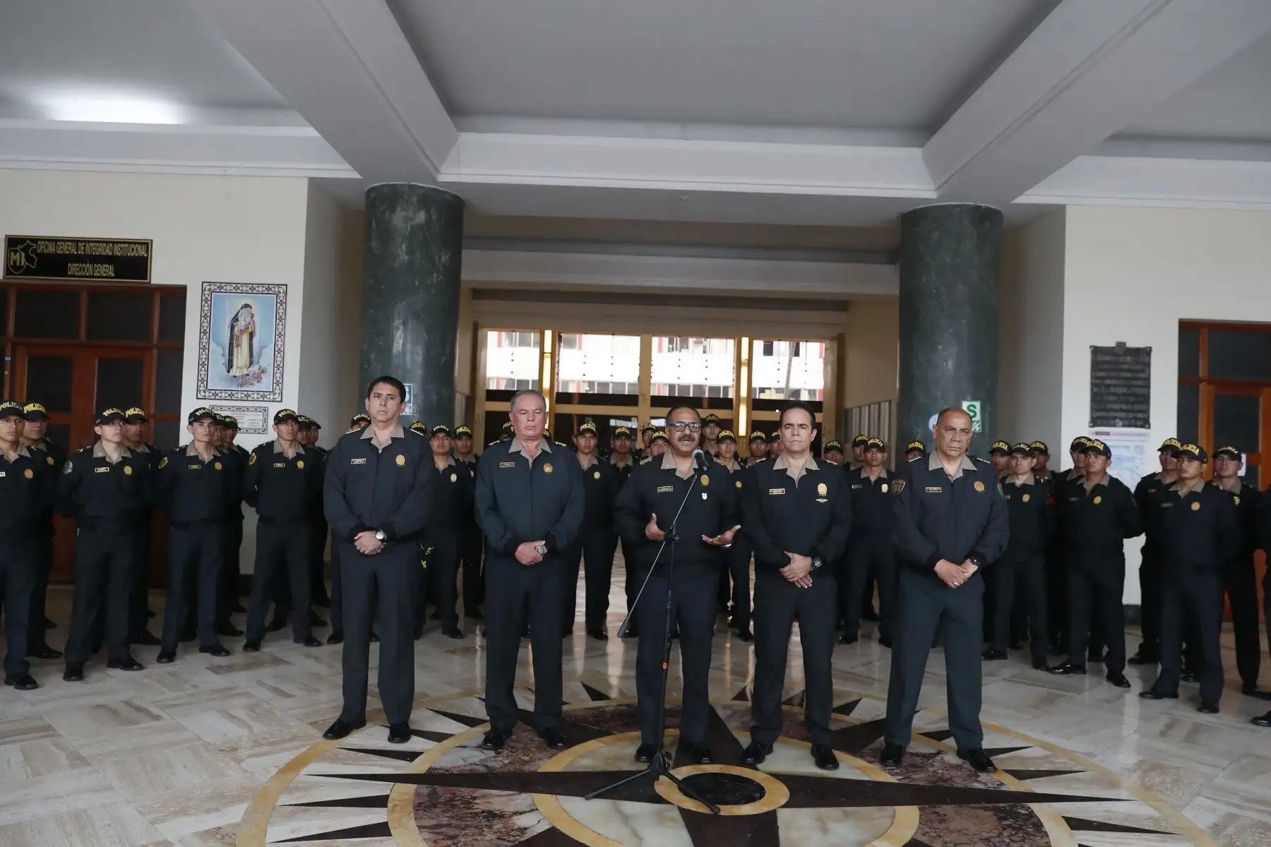 El Poder Ejecutivo, a través del Ministerio del Interior, reasignó en sus funciones a generales del Alto Mando de la Policía Nacional del Perú (PNP).
Foto: ANDINA/Renato Pajuelo