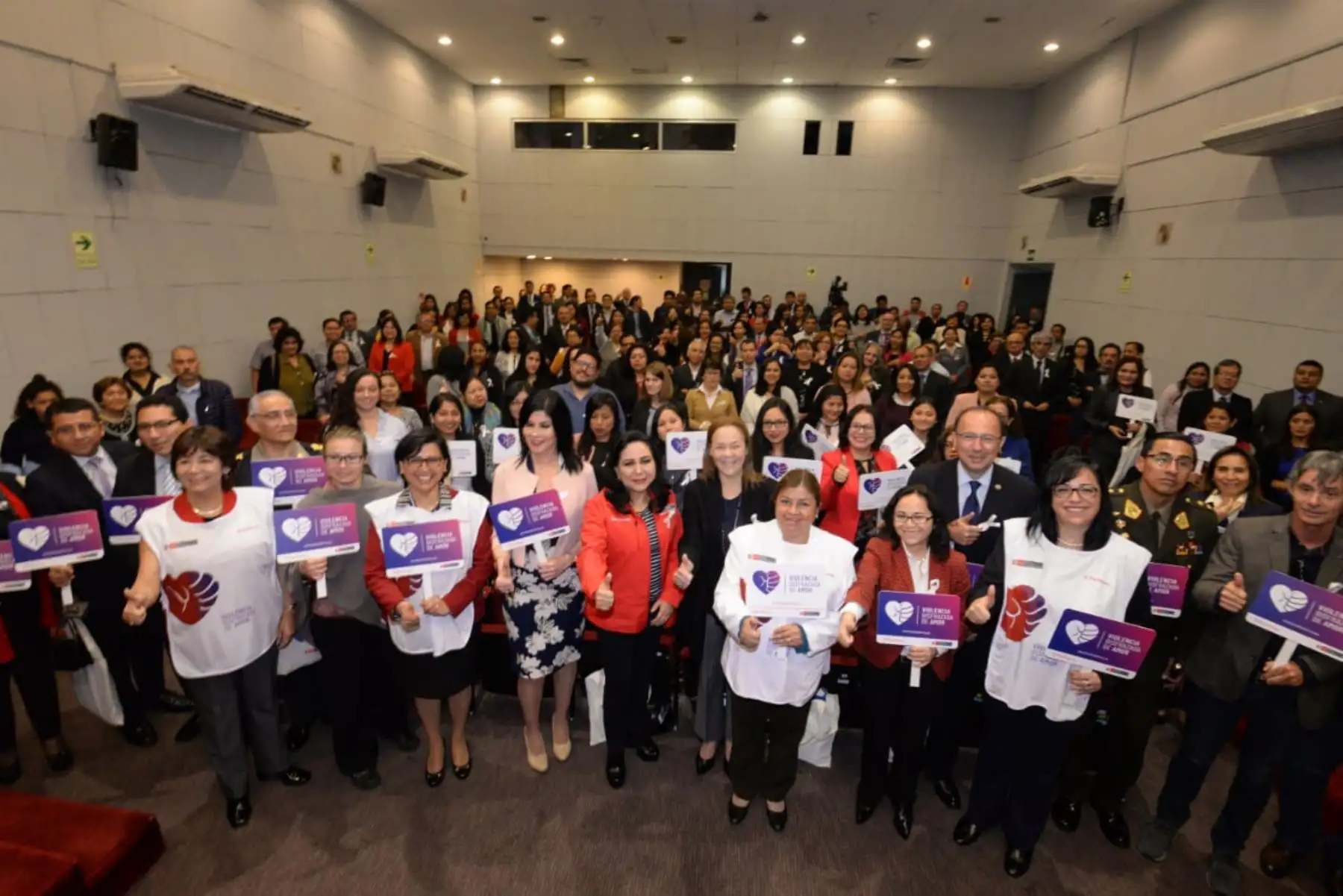 Lanzan campaña "Violencia disfrazada de amor". Foto; ANDINA/Difusión