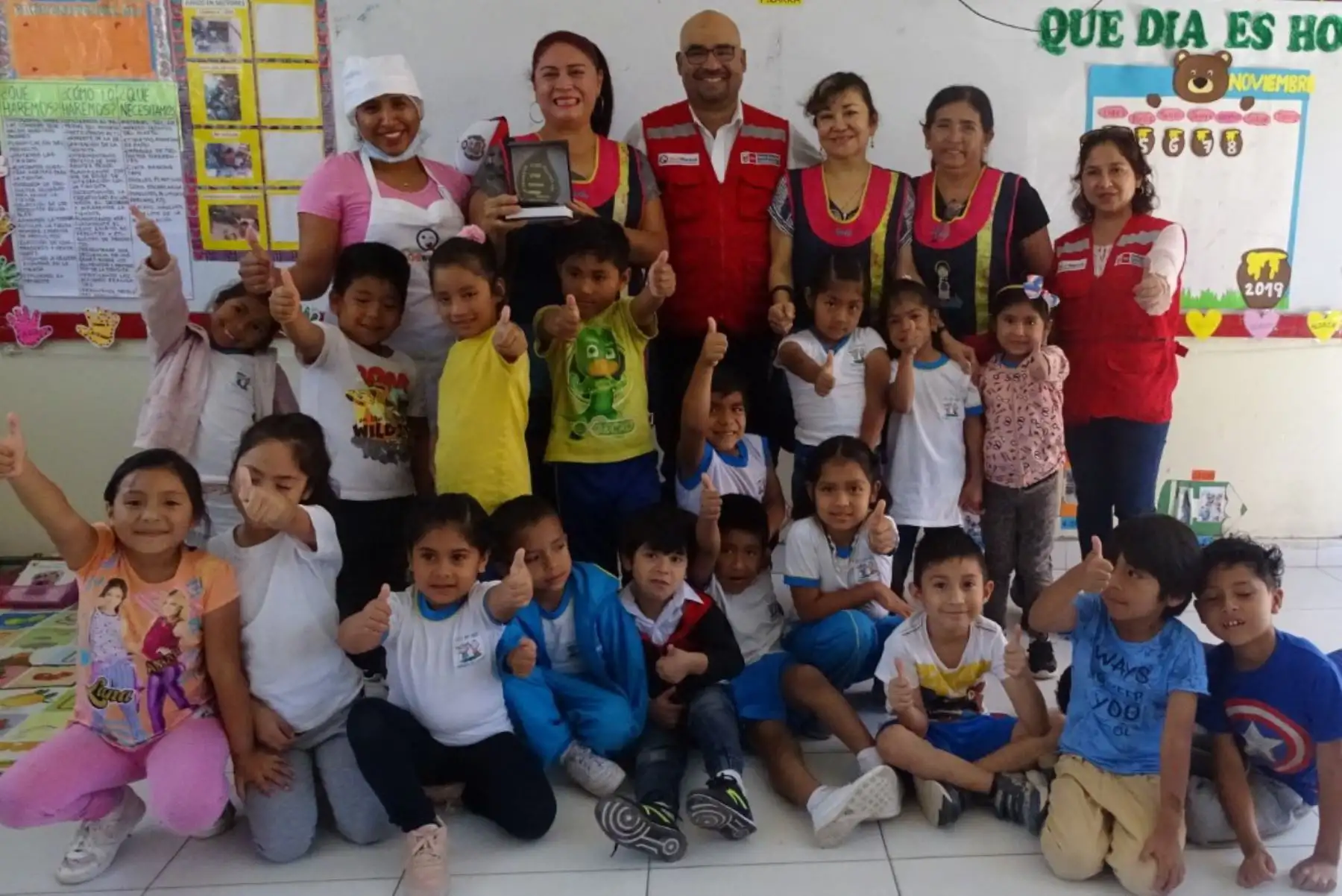 Qali Warma reconoce a colegio de Chiclayo por buenas prácticas en gestión del servicio alimentario.