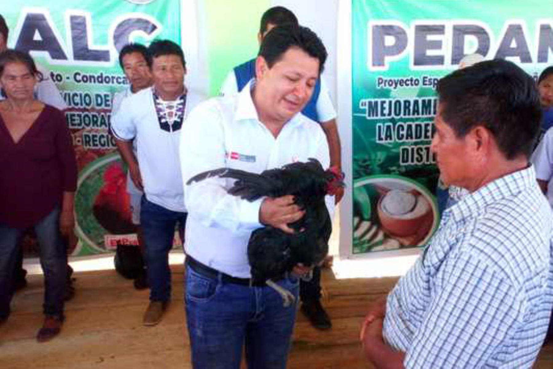 Comunidades indígenas del distrito de Parinari, región Loreto, se beneficiarán con un proyecto de seguridad alimentaria y crianza de gallinas mejoradas. ANDINA/Archivo