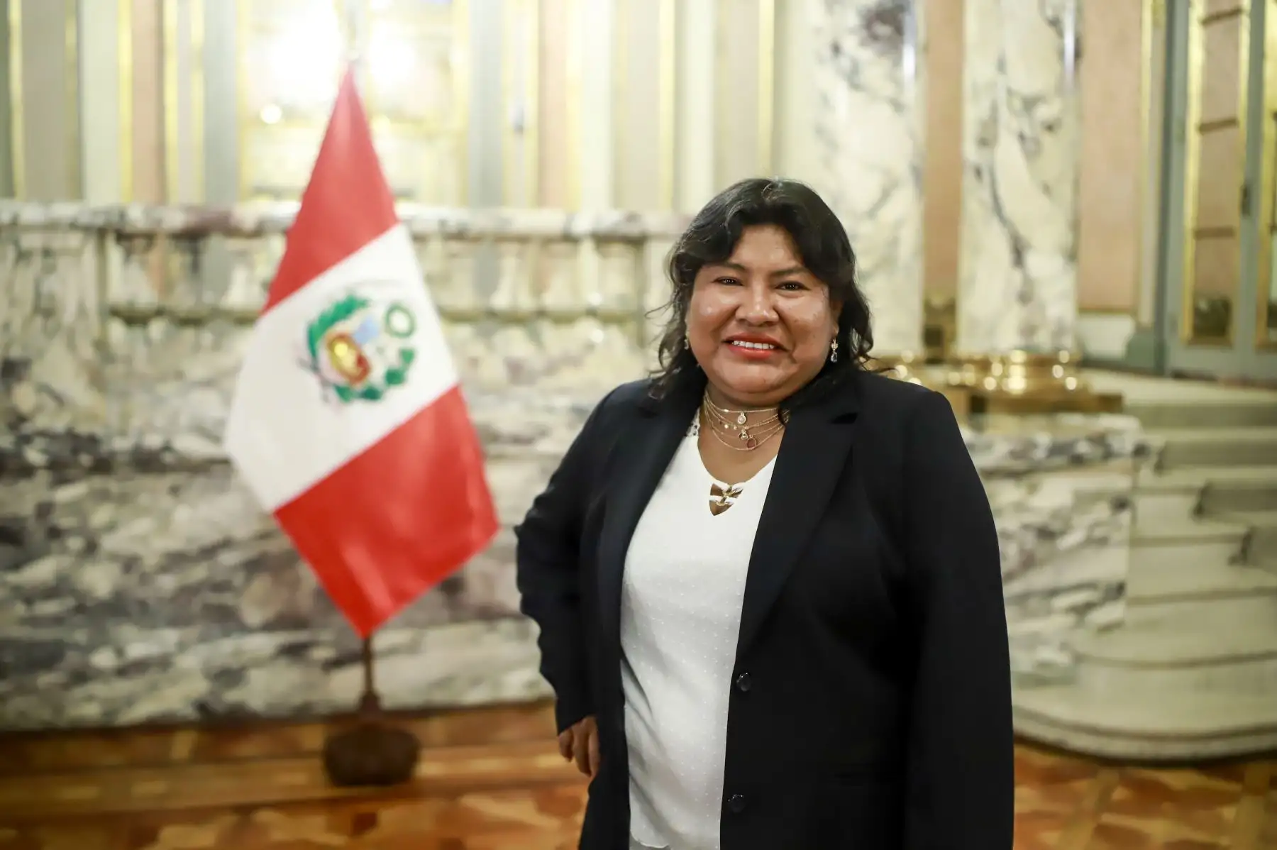 María Elisa Coaila, por liderar la consolidación y desarrollo de la ganadería en las comunidades campesinas Pocata Coscore y Talada. Foto: ANDINA/ Prensa Presidencia
