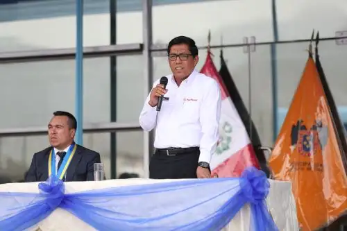 Presidente del Consejo de Ministros, Vicente Zeballos, inaugura plataforma de servicio Mejor Atención al Ciudadano (MAC) Express en el distrito de Comas.